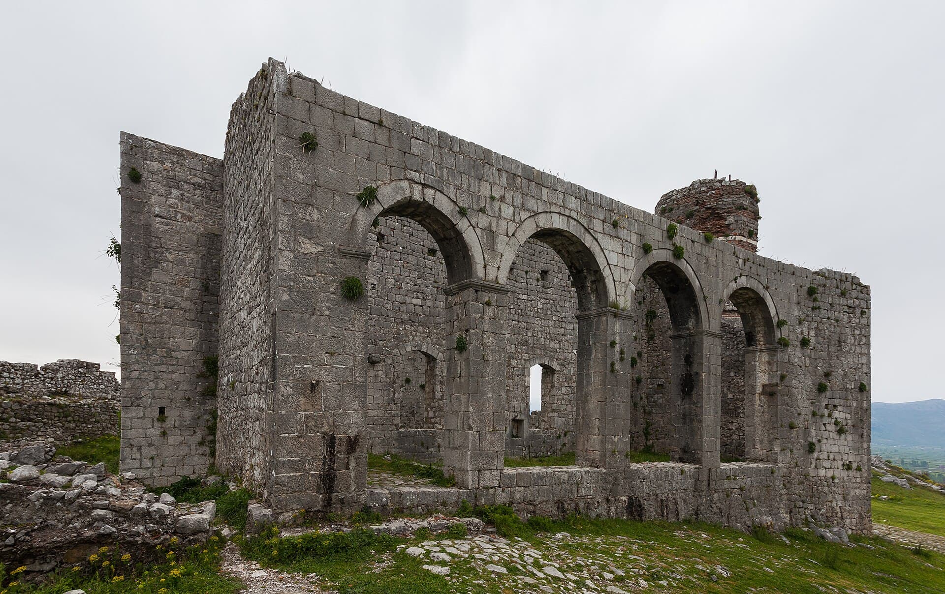 Rozafa Castle above Shkodër
