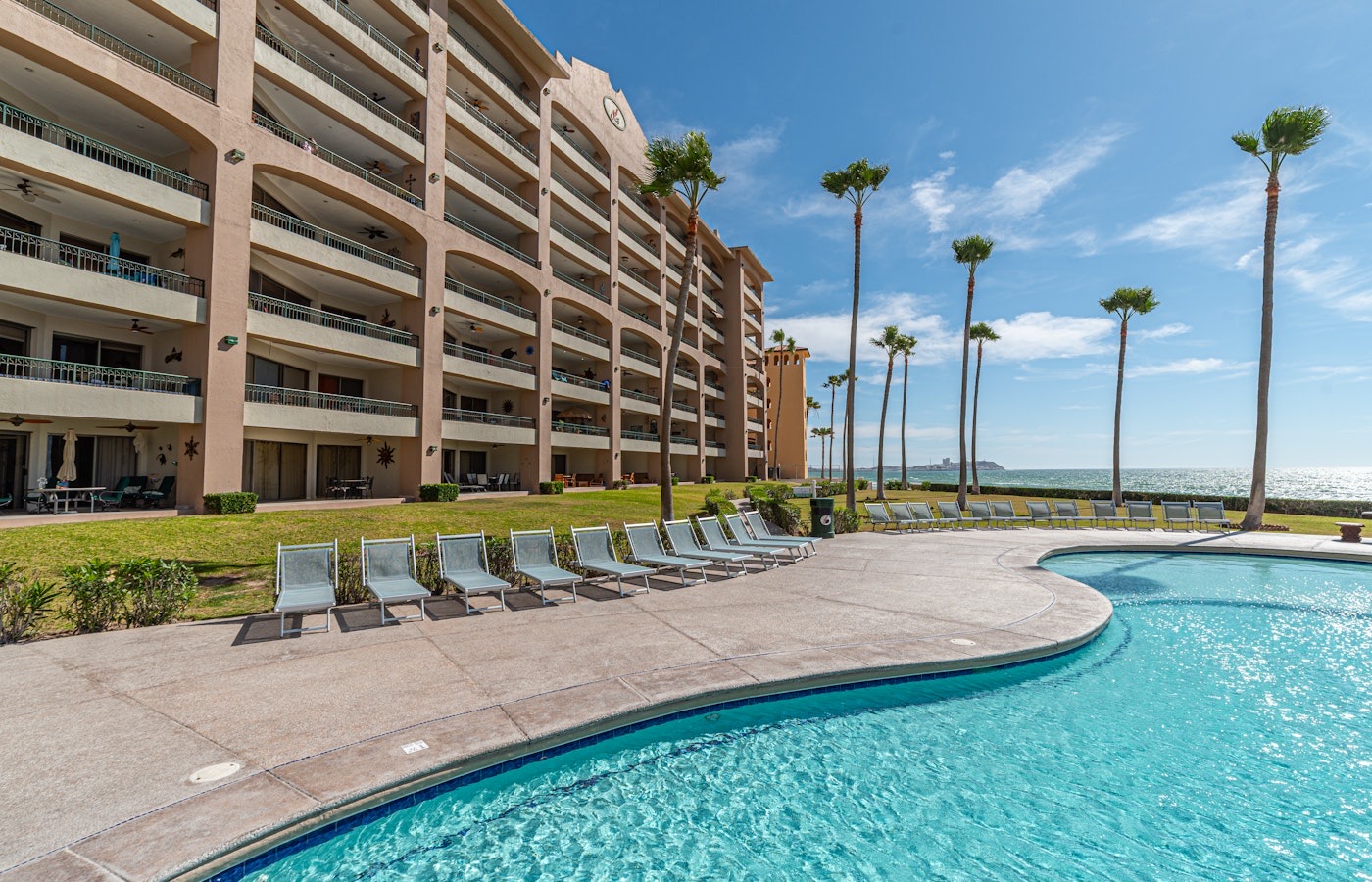 Sonoran Spa building and pool facing the Sea of Cortez